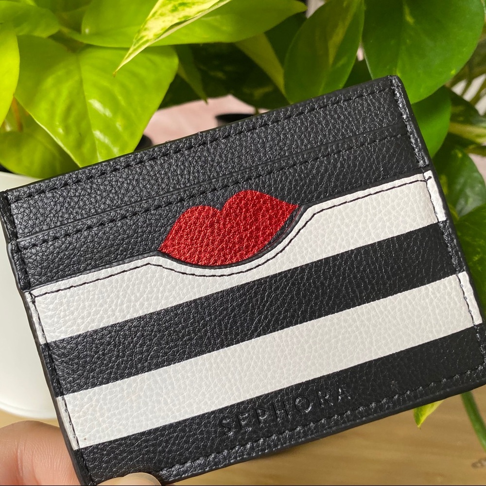 Sephora VIB Limited Edition Red Lips Card Holder